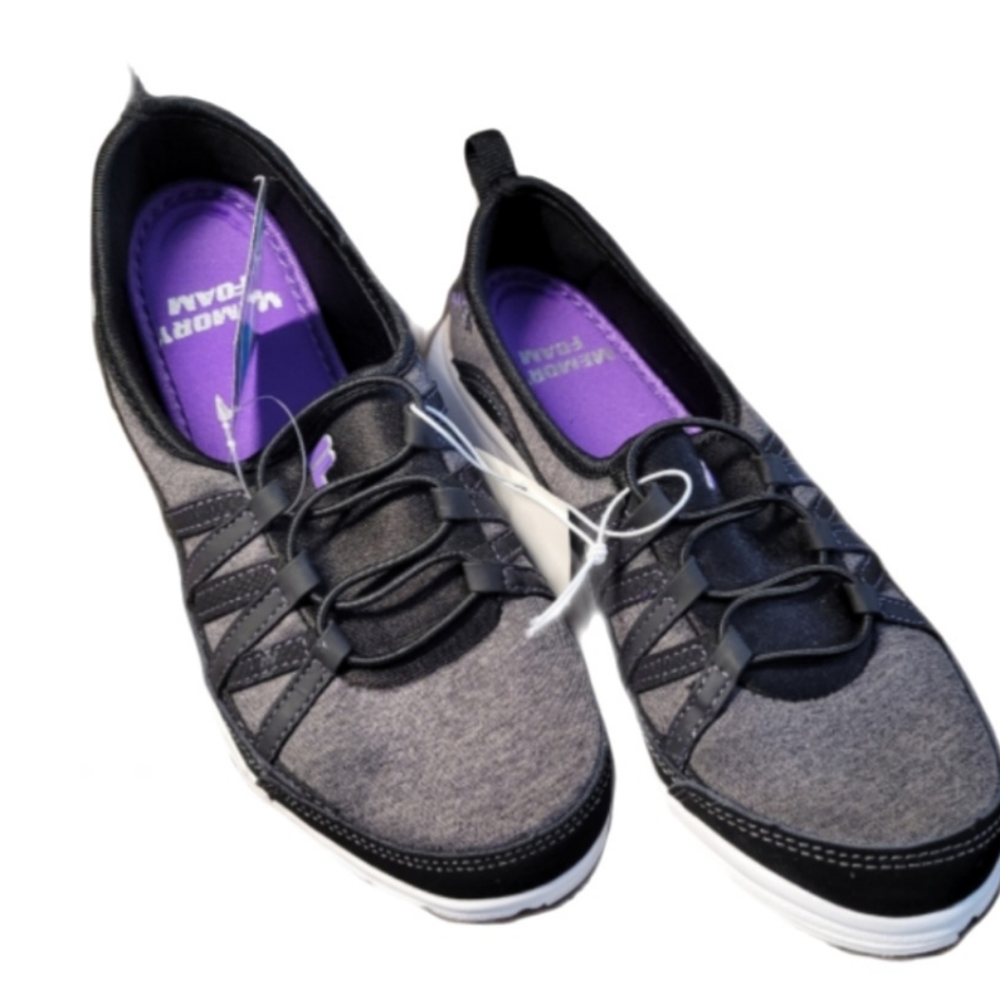 New women's Fila memory foam sneakers size 7.5